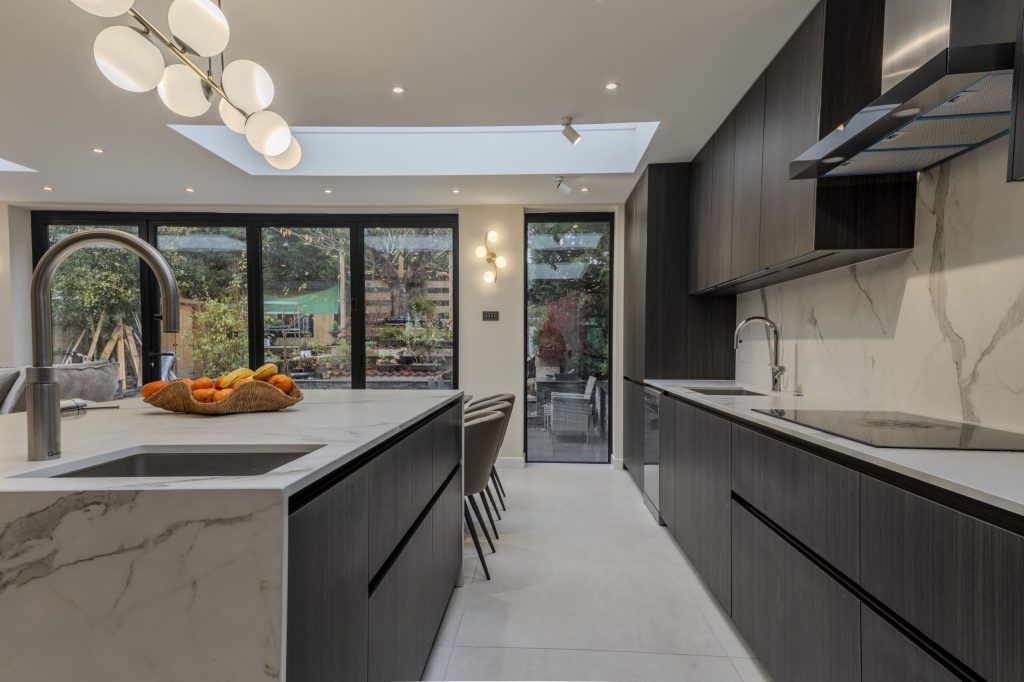 LEICHT Orlando Wood-Effect Pale Stone Chelsea