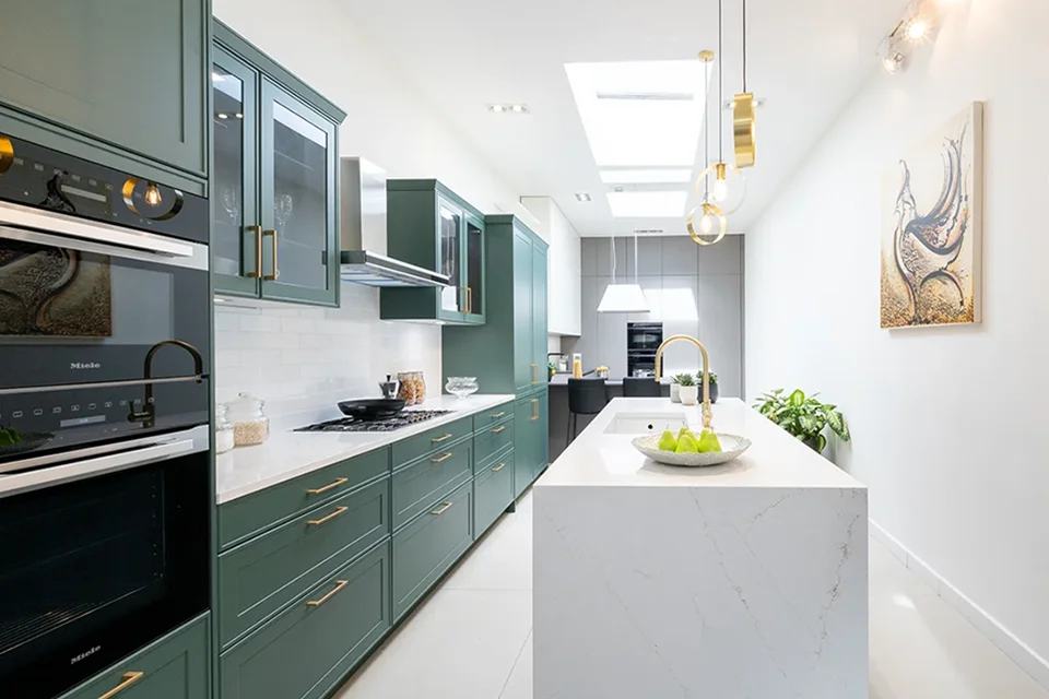 LEICHT Shaker Kitchen on Display in Kingston Showroom