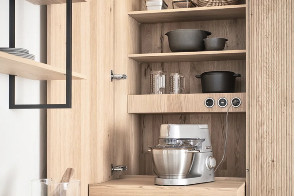 LEICHT Storage - BOSSA Fenix F4