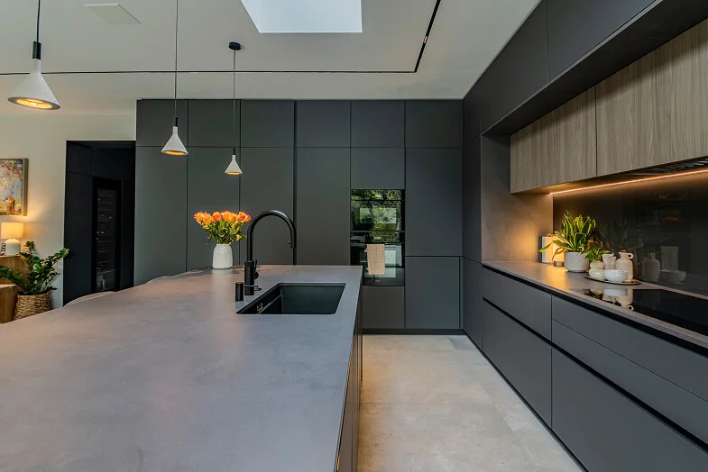 LEICHT carbon grey olmo grigio Richmond Kitchens Project 9
